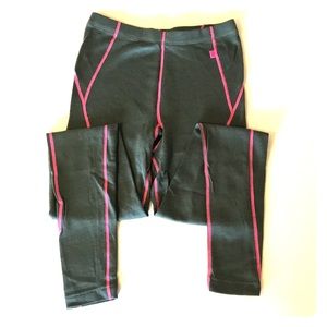 Helly Hansen wool base layer pants - M - like new